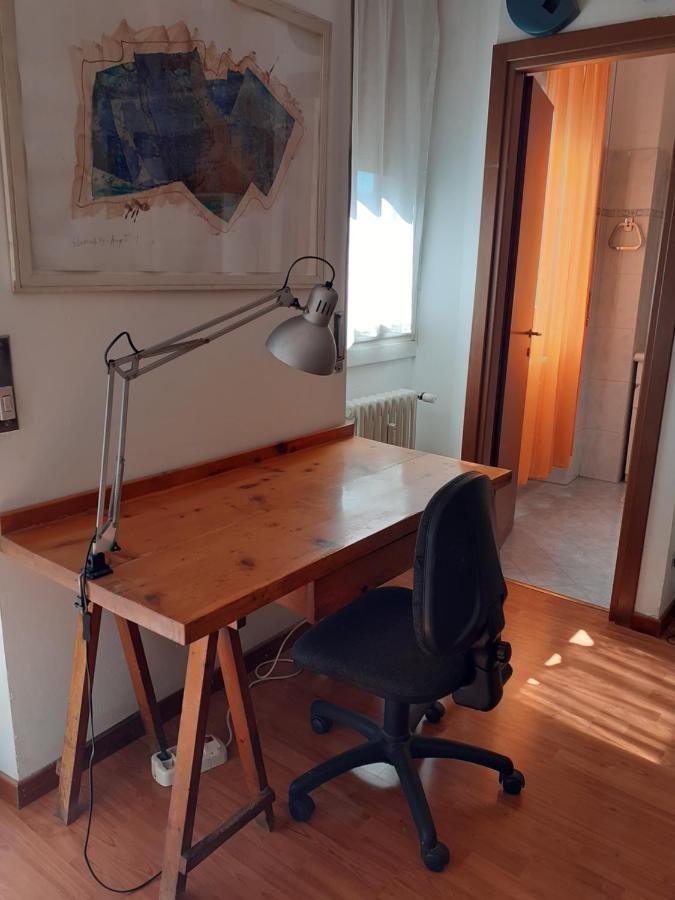 Camera A Zona Nolo Cimiano Privatunterkunft
